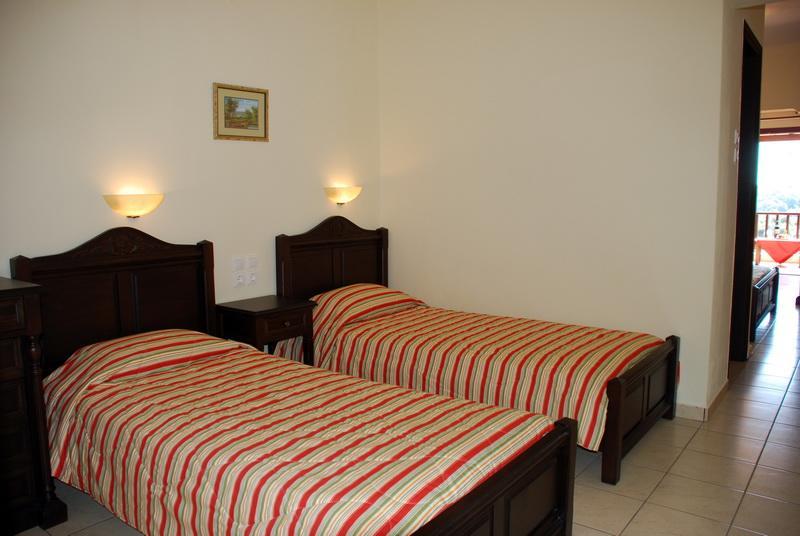Pansion Nikos Apartamento Patitiri Exterior foto